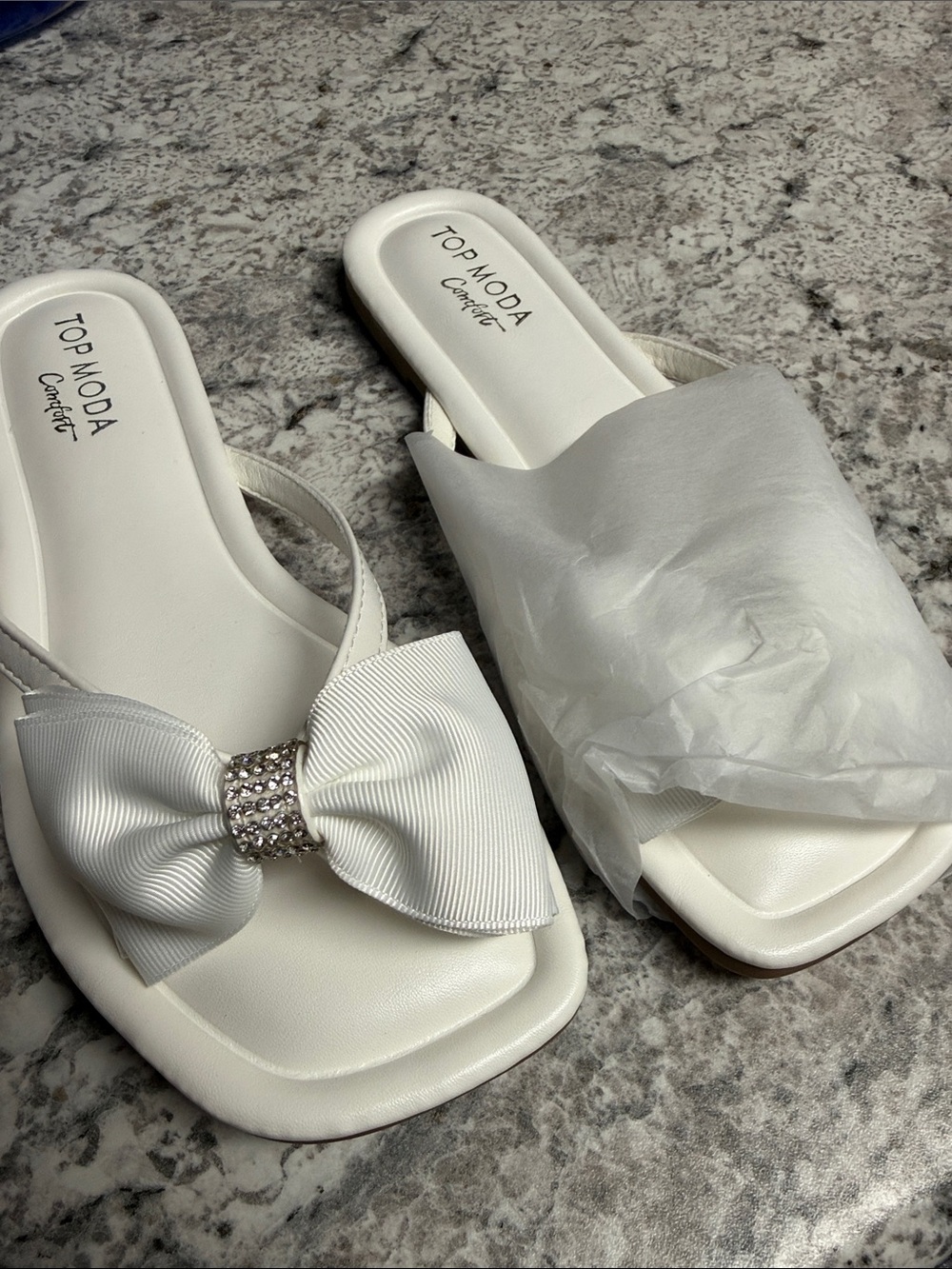TOP Moda White Bow Slide Sandals with Rhinestone Accent - Picture 3 of 4